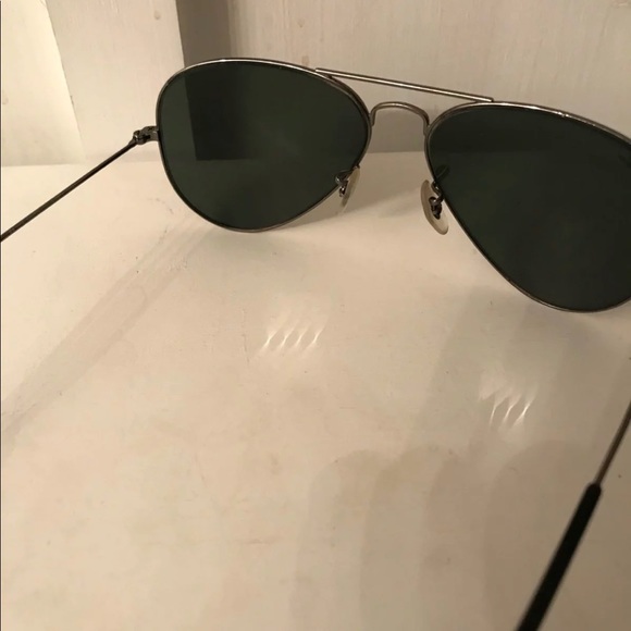 Ray Ban Aviators - Picture 3 of 3